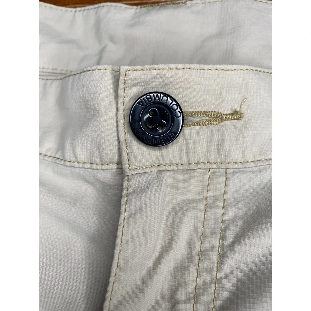 Columbia Omni-Shade‎ Sun Protection Light Tan Cargo Shorts Size 42